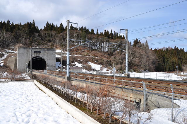 青函トンネル入口広場から見る青函トンネル