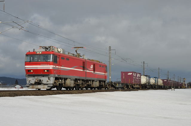 EH800の貨物列車、津軽線にて