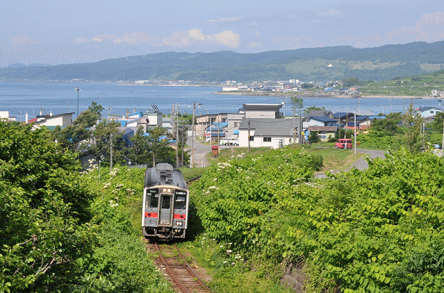 留萌本線箸別駅近くの国道橋の撮影地にて