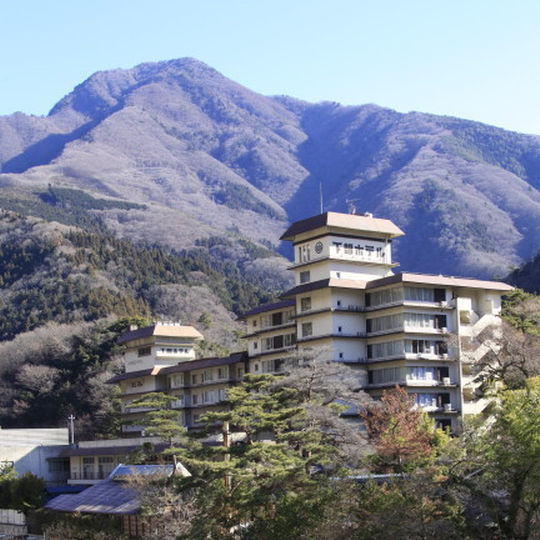 下部ホテルの外観