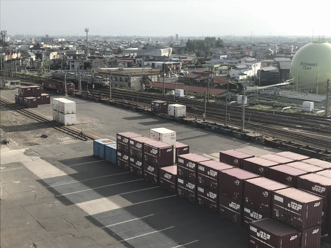 弘前プリンスホテルの窓の外の景色