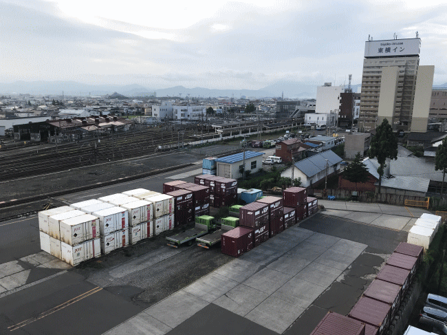 弘前プリンスホテルの窓の外の景色