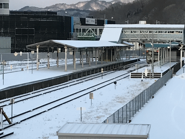 ホテルビッグウェーブから見た宮古駅