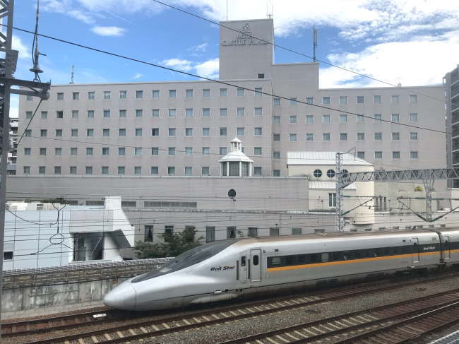 ホテルキャッスルプラザ（西明石）と山陽新幹線