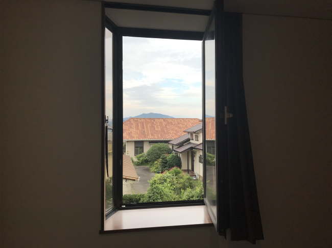 グリーンヒル御坊アネックスの窓の様子