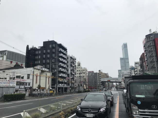 ホテルピボットとあべのハルカス