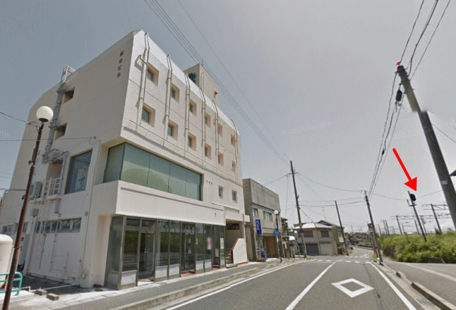 植田駅近くのホテル富士の外観