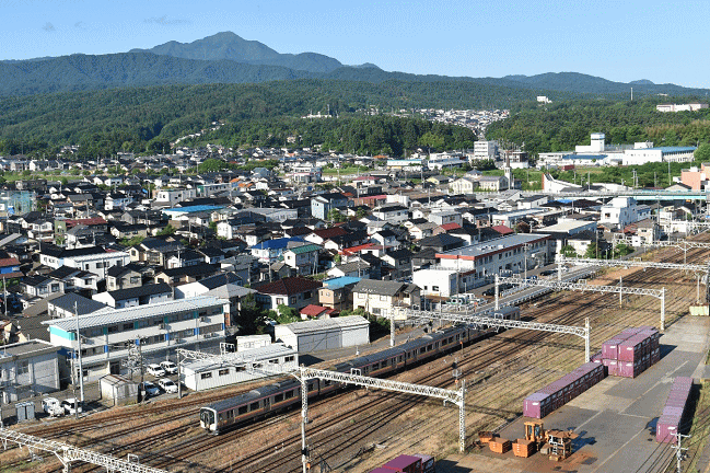 信越本線のE127系4連