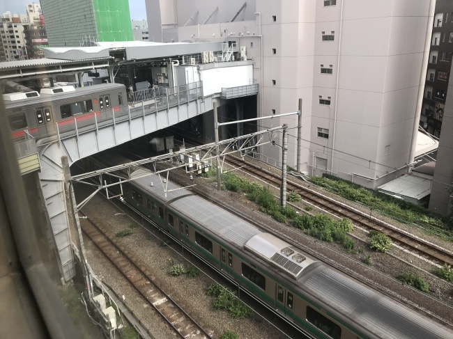 ロイヤルオーク五反田から見る山手線・JR線側の眺め