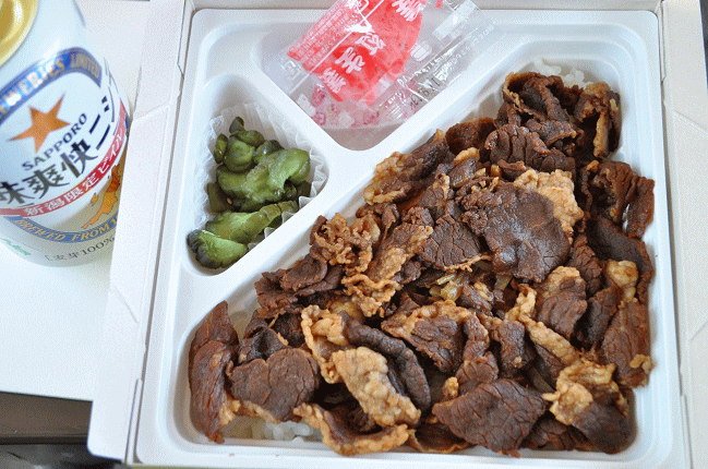 長岡駅の駅弁、牛めし