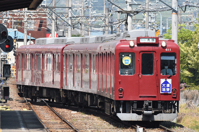 池野駅に進入する大垣行の養老鉄道