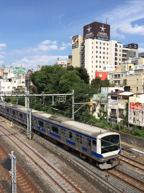 鶯谷駅付近から見た、カンデオホテルズ上野公園