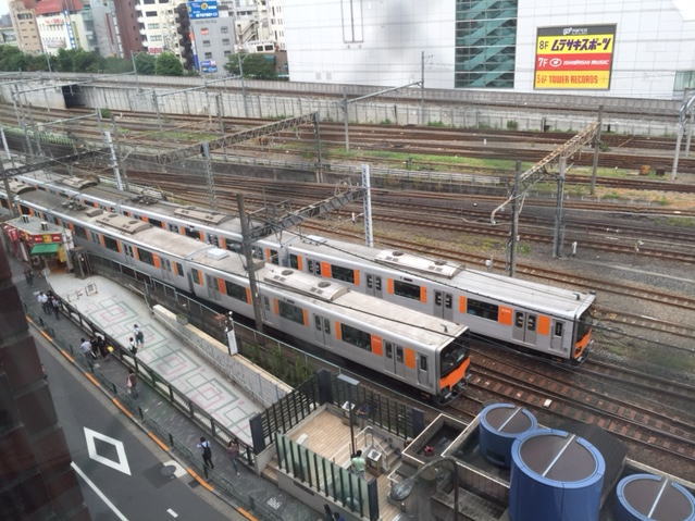 電車の見えるホテル、サンシティ池袋