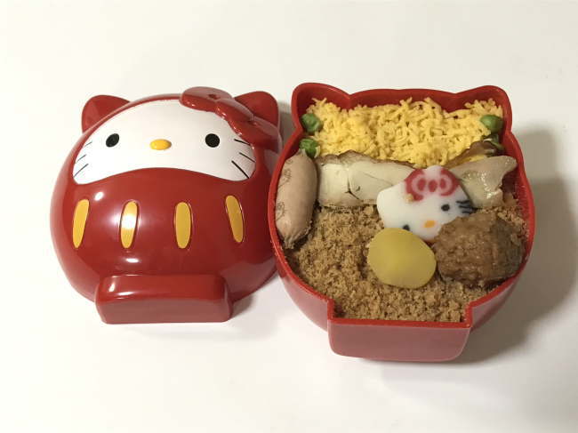 ハローキティのだるま弁当