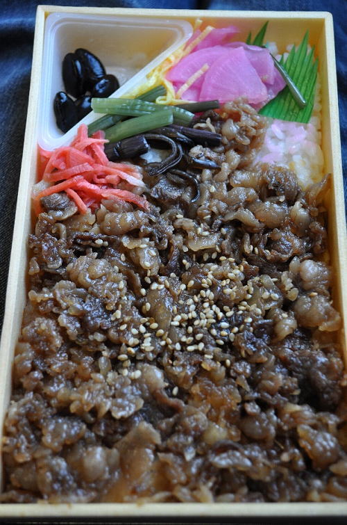 但馬の里和牛弁当の中身