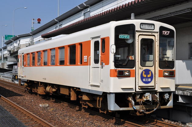 勝川行キハ11-202