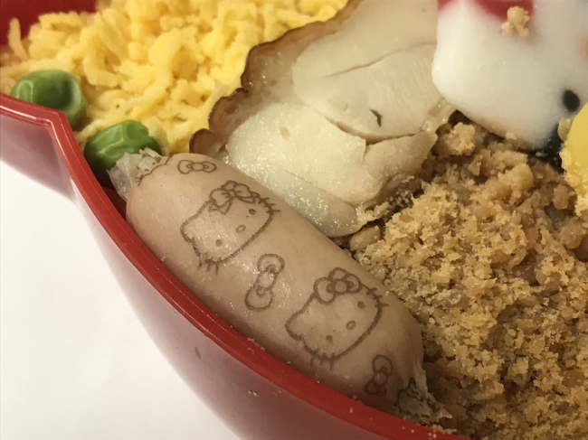 ハローキティのだるま弁当