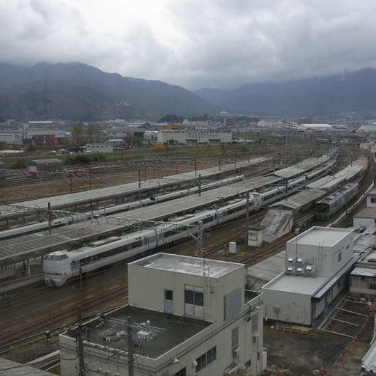 敦賀マンテンホテル駅前からのトレインビュー