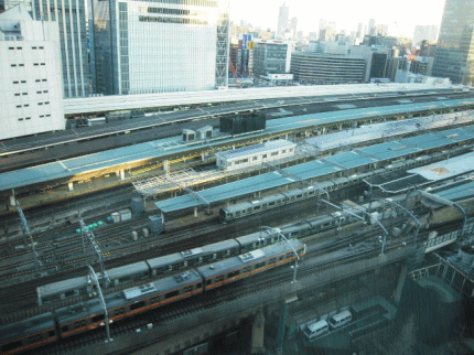 丸の内ホテルから見た鉄道の様子