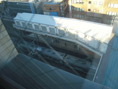 ホテルメッツ目白から見た埼京線