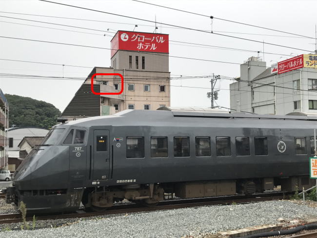 諫早駅から見たグローバルホテルの外観