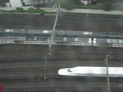 ヴィラフォンテーヌ田町の客室から見る鉄道