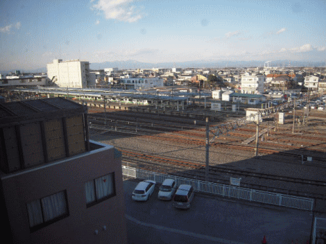 ホテルシティーフィールドかごはらから見る、籠原駅方面の風景