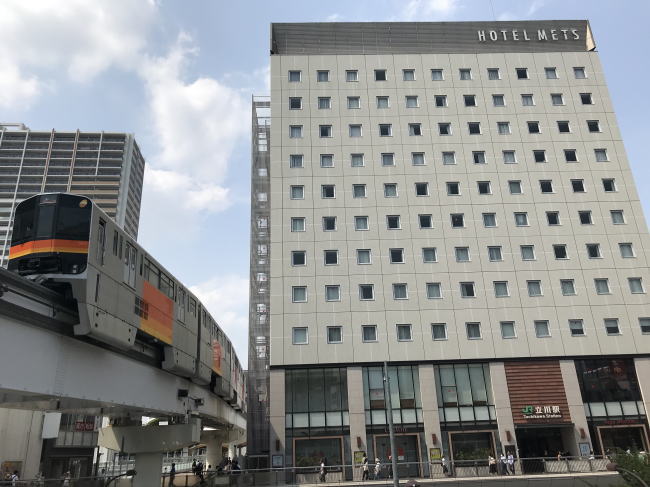 ホテルメッツ立川の外観