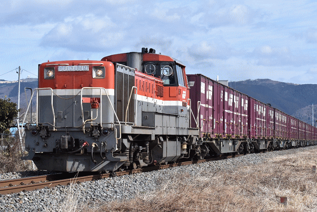 石巻線の小牛田行６５２列車を撮影