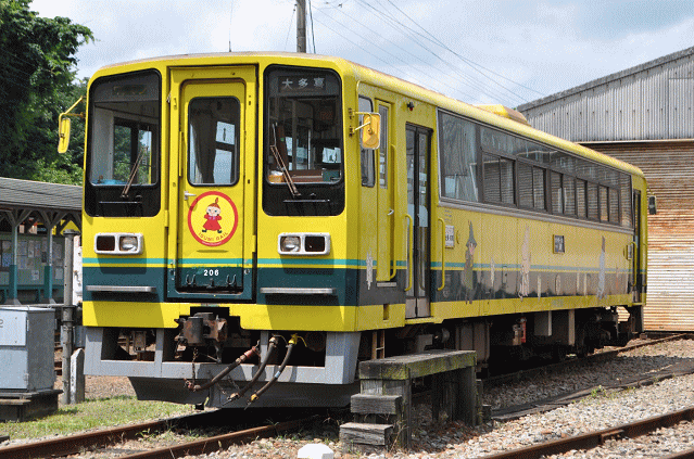 大多喜駅にていすみ２００形