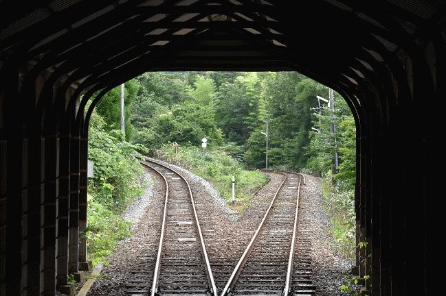 出雲坂根駅の三段スイッチバック