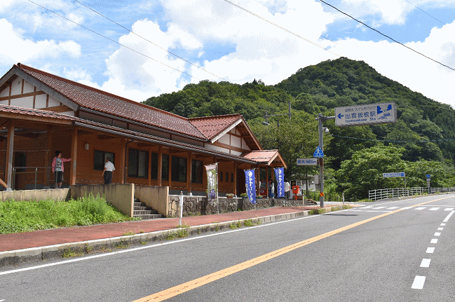 出雲坂根駅の外観