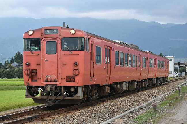 城端線のキハ40