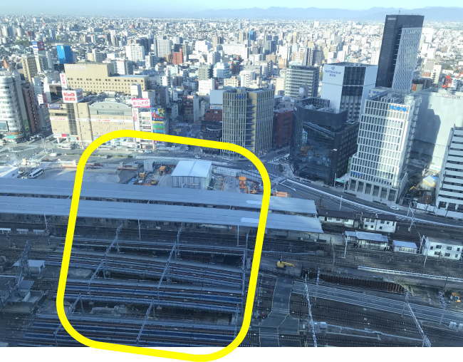 名古屋JRゲートタワーホテルの客室から見下ろしたJR線の様子