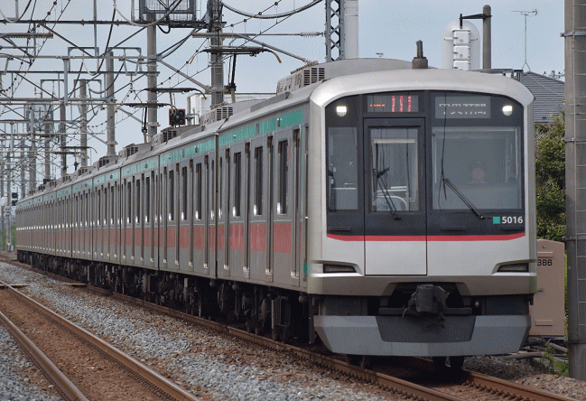 東武鉄道に乗り入れる東急5000系