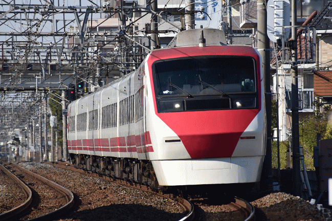 特急「りょうもう号」２００系の２０８編成は、台湾鉄路管理局「普悠瑪（ぷゆま）号」カラー