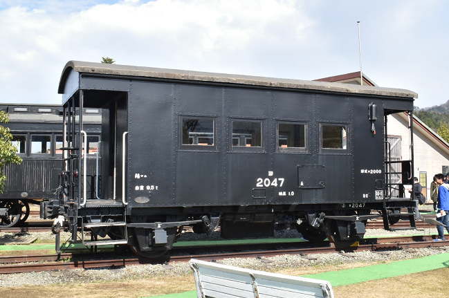 車掌車ヨ2047