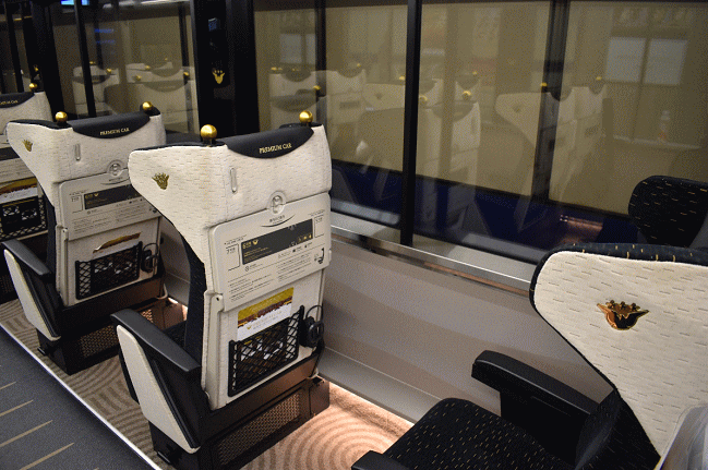 京阪のプレミアムカーの1人掛けシート