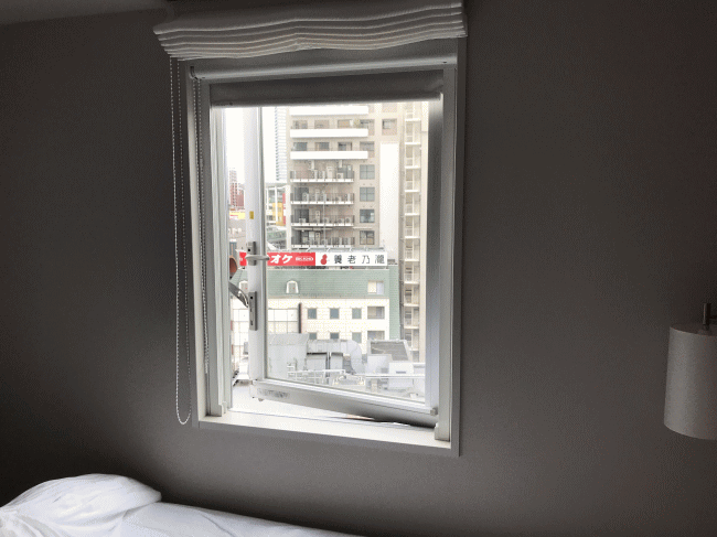 京急EXイン京急川崎駅前の窓