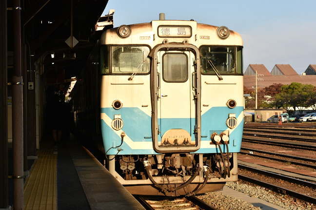 徳島駅のキハ40