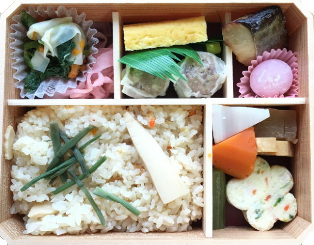 おべんとう・春(崎陽軒)の中身