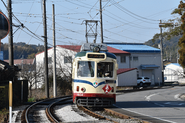とさでん交通604号