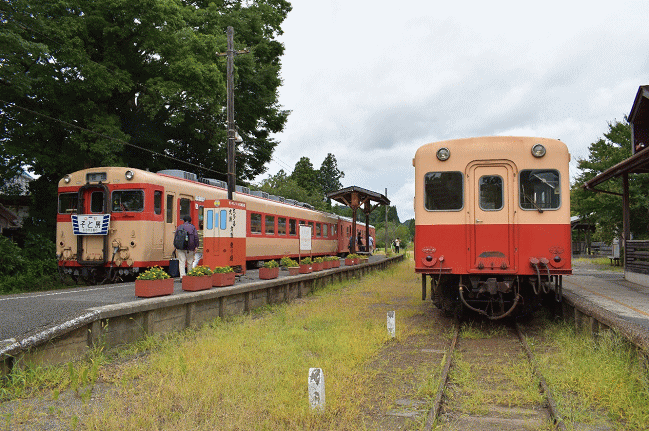 上総中野駅にて、小湊鉄道といすみ鉄道