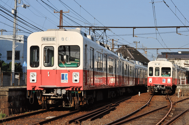 琴電屋島駅にて名古屋市営地下鉄だった車両を撮影