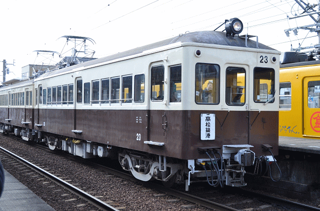 塗装変更前の20形23号