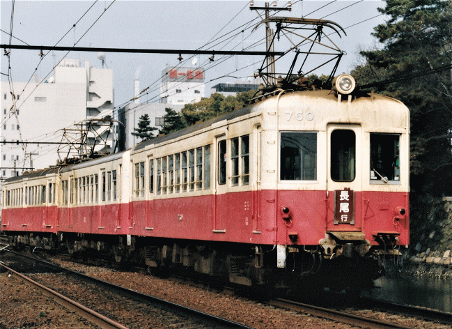 高松築港~片原町間を行く750形760号