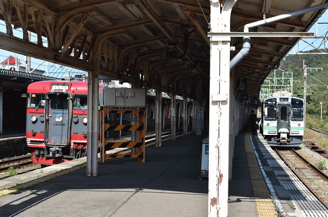 妙高高原駅のホーム