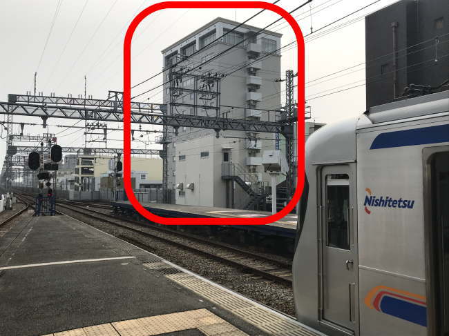 西鉄久留米駅から見た久留米ホテルエスプリ