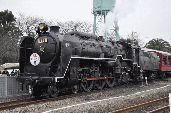 つばめマークがカッコイイ鉄道博物館のC62
