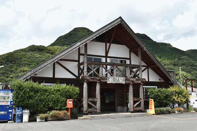 松浦鉄道の佐々駅